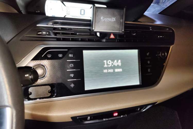 Used Citroen C4 Picasso 2015 Grand 1.6T Luxury 7-Seater
