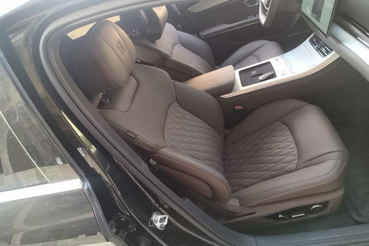 Used BYD Han 2025 DM-i Intelligent Driving Edition 245KM Prestigious Edition
