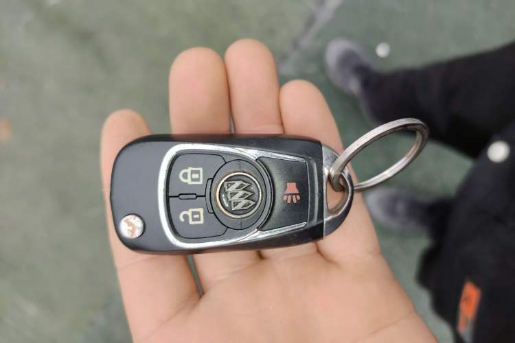 Used Buick Regal 2015 2.0L Leading Fashion Edition
