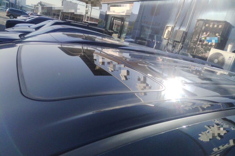 Used Toyota Granvia 2022 2.5L Hybrid Premium Edition
