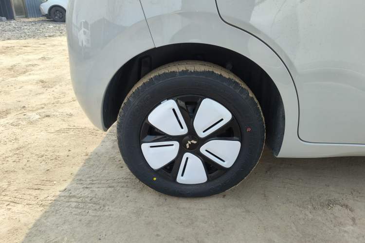 Used Wuling Hongguang MINIEV 2025 Four-Door Version Advanced Edition