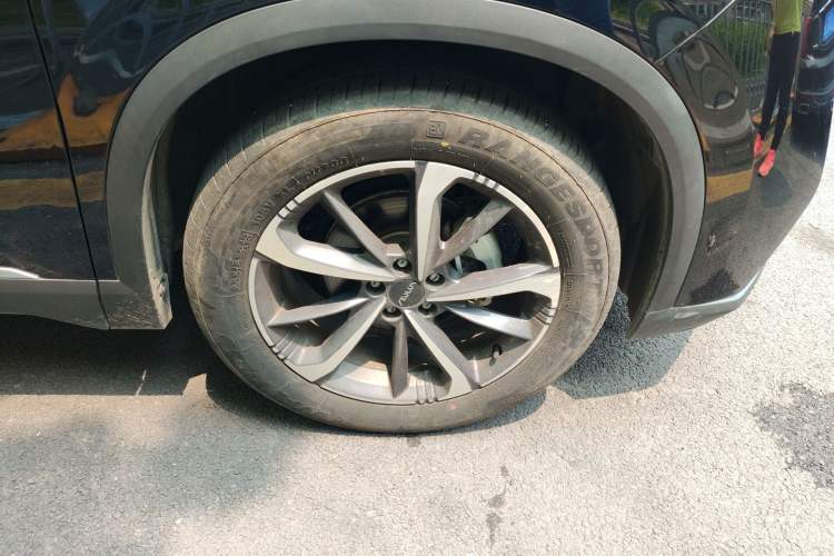 Used Dongfeng Aeolus Mage 2023 DH-i 1.5T Luxury Edition