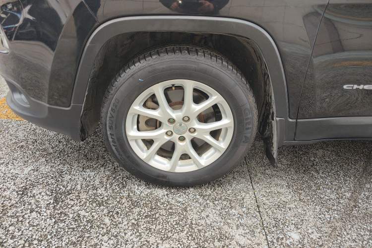 Used Jeep Cherokee 2016 2.0L Leading Edition