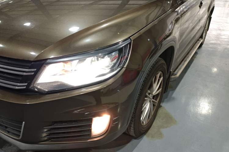 Used Volkswagen Tiguan 2015 1.8TSI Automatic Two-Wheel Drive Comfort Edition Left Front Headlight
