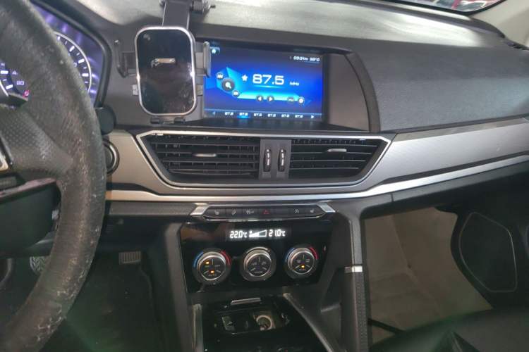 Used Haval H6 2018 Blue Label Sport Edition 1.5T Automatic Two-Wheel Drive Elite Model Audio And AC Panel