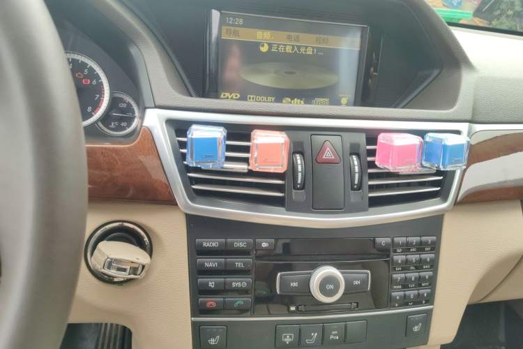 Used Mercedes-Benz E-Class 2010 E 260 L CGI Elegant Model