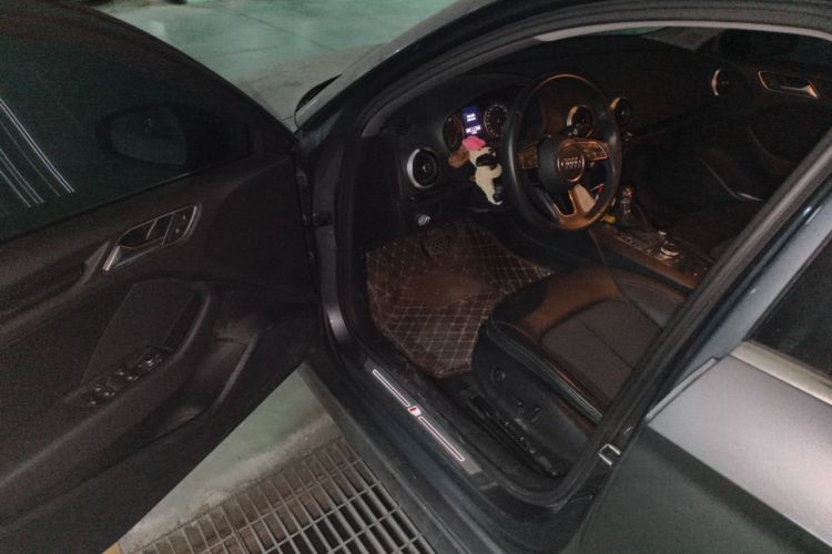 Used Audi A3 2020 Limousine 35 TFSI Fashion Edition China VI Emission Standard