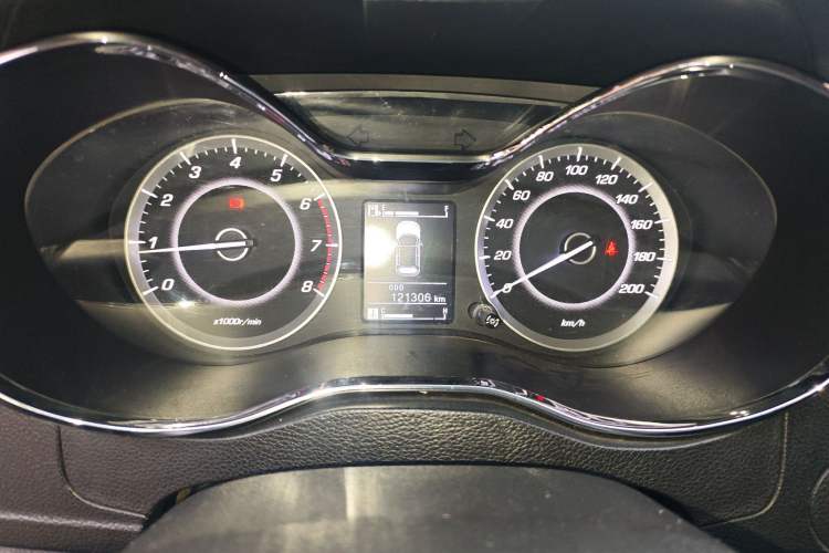 Used Baojun 560 2015 1.8L Manual Elite Edition
