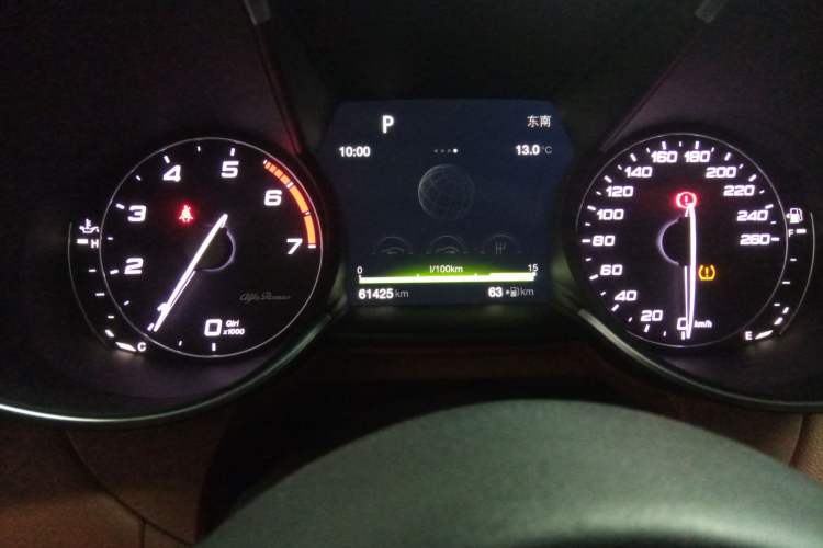 Used Alfa Romeo Giulia 2017 2.0T 200HP Luxury Edition