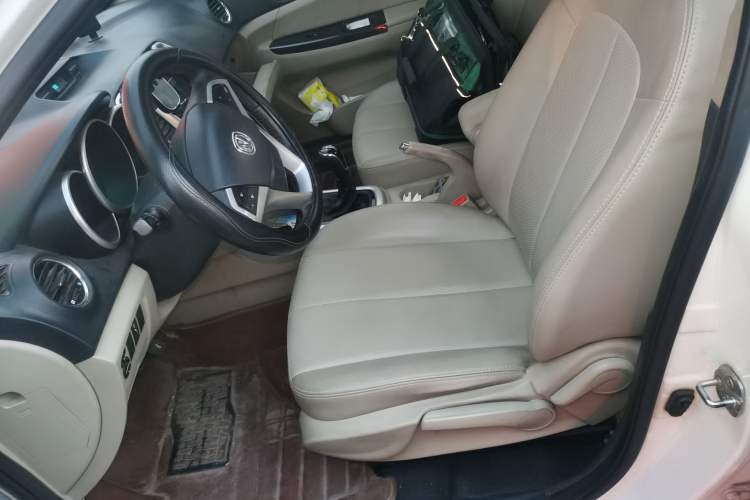 Used Changan Eado 2014 1.6L Manual Luxury Model
