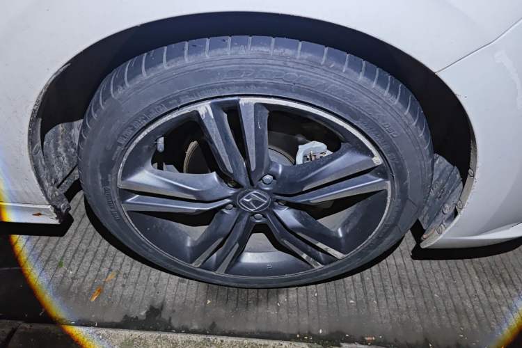 Used Honda Integra 2023 HATCHBACK 2.0L eHEV Sharp Luxury Edition Right Front Wheel Hub