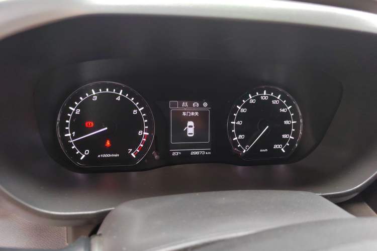 Used CHANGAN OSHAN X70A 2018 1.5L Manual Luxury Model
