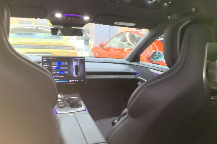 Used Xiaomi Auto SU7 2024 Rear-Drive Long-Range Intelligent Driving Version