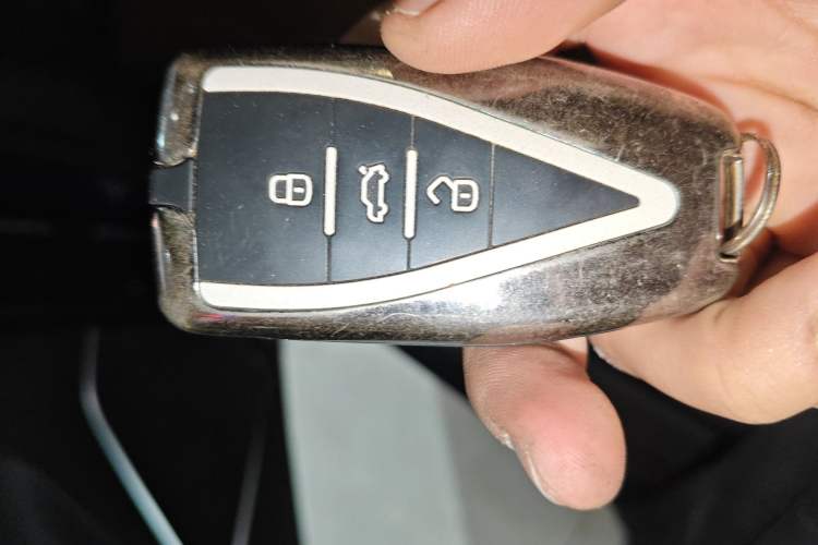 Used Venucia V 2021 260T Idol Edition