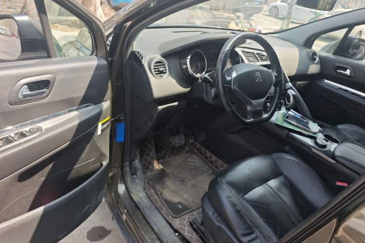 Used Peugeot 3008 2015 1.6THP Automatic Trend Edition Driver Seat