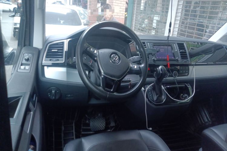 Used Volkswagen Multivan 2016 2.0 TSI Four-Wheel Drive 66th Anniversary Edition Steering Wheel