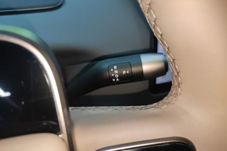 Used Li Auto i6 2025 Model Two-Wheel-Drive Standard Type
