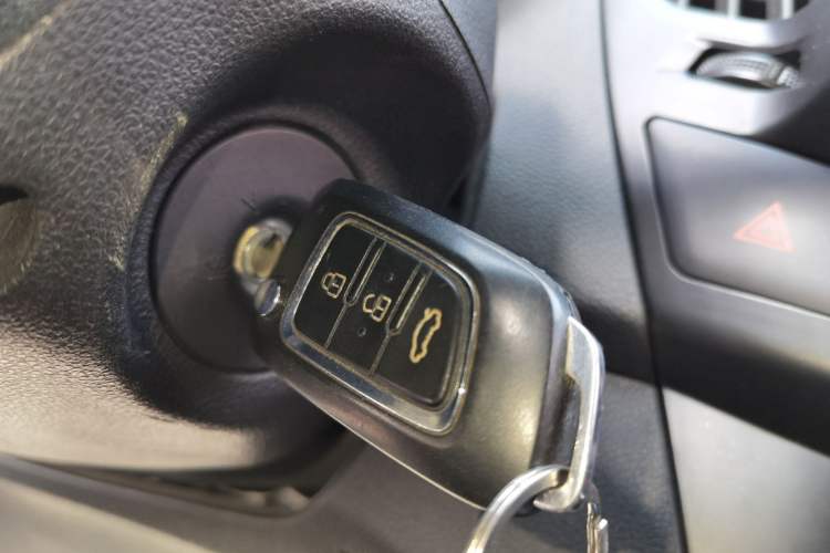 Used Dongfeng Aeolus AX3 2016 1.5L Automatic Shangkue Model