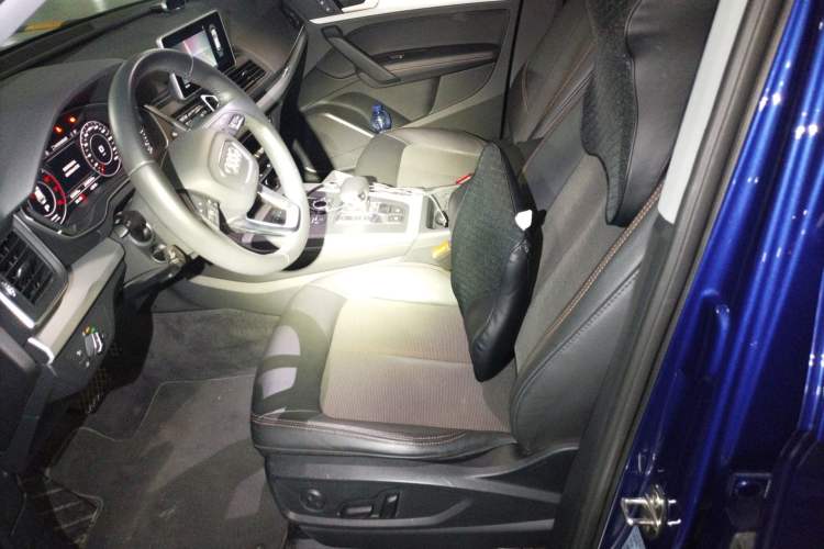 Used Audi Q5L 2018 40 TFSI Prestige Fashion Edition China V Left Front Seat