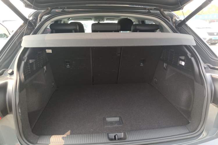 Used Audi Q2L 2020 35 TFSI Fashionable and Elegant Model
