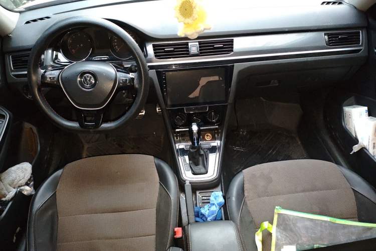 Used Volkswagen C-TREK 2017 230TSI DSG Comfort Version Interior 2