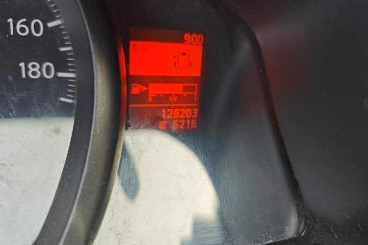 Used Nissan NV200 2011 1.6L 232 Seats Zunya Trim
