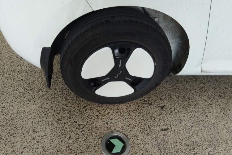 Used CHANGAN NEVO Lumin 2025 205 km Xiangqin Version
