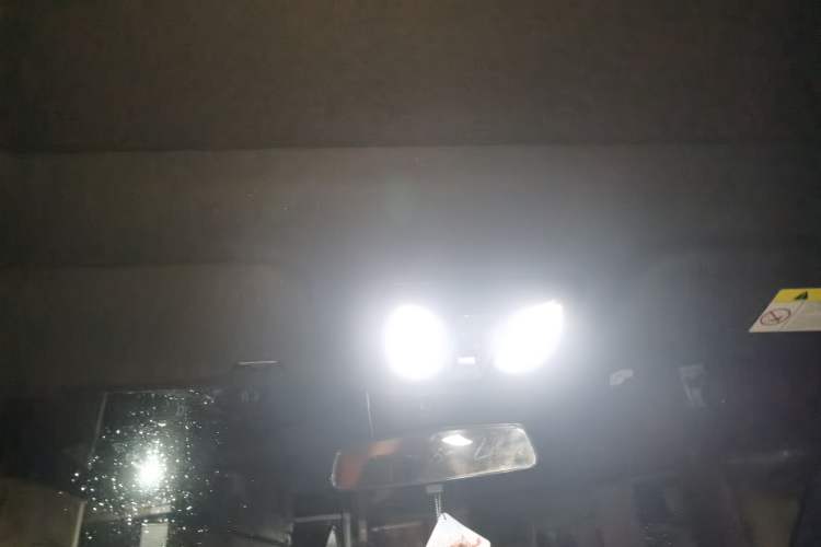 Used CHANGAN UNI-T 2022 1.5T Prestige Version