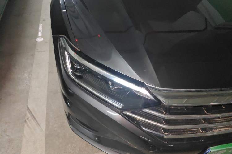 Used Volkswagen Sagitar 2019 200TSI DSG Comfort Version China VI Standard Right Front Headlight