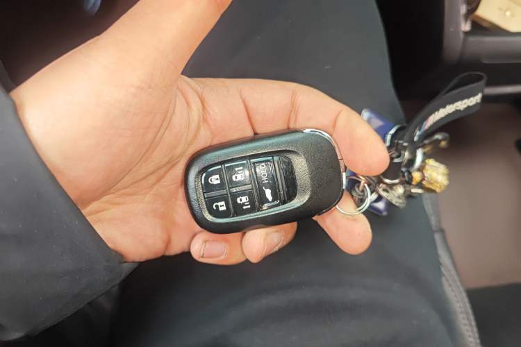 Used Honda Odyssey 2024 2.0L eHEV Sharp & Smart Edition
