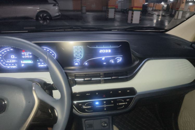 Used CHANGAN Benni E-Star 2022 Qingxin Edition Colorful Model Lithium Iron Phosphate
