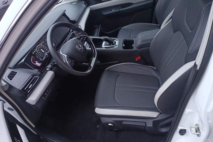 Used Dongfeng Aeolus E70 2021 Revised Version 360H Battery-Swap Edition