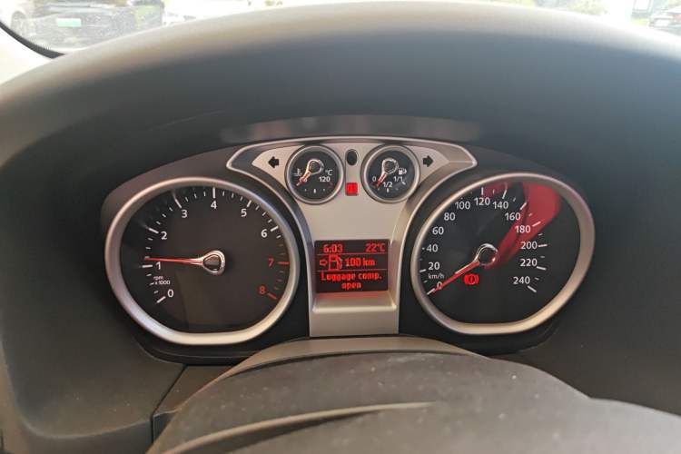 Used Ford Focus 2013 Hatchback Classic 1.8L Manual Base Model Instrument Cluster