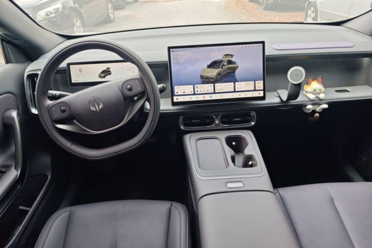 Used Leapmotor Lafa5 2026 Model 515 Pro Center Console