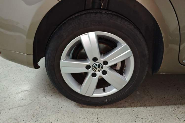 Used Volkswagen Touran 2015 1.4T DSG Comfort Edition 5 Seats Exterior 5