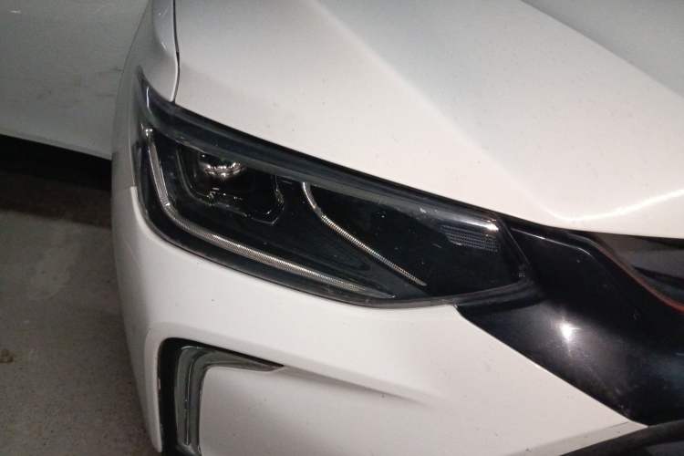 Used Chevrolet Trax 2019 Redline 325T Automatic Fun Edition China VI Standard