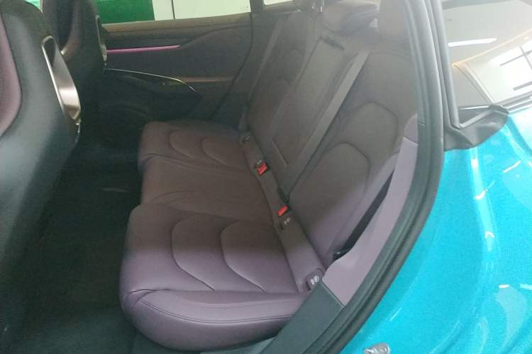 Used Xiaomi Auto SU7 2024 Rear-Drive Long-Range Intelligent Driving Version