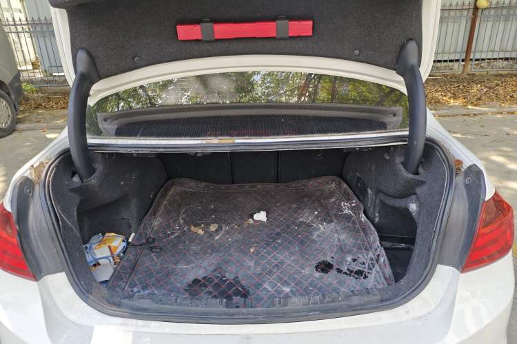 Used BMW 3 Series 2014 328Li Fashion Model
