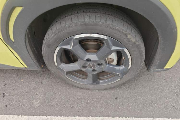 Used BYD Seagull 2023 Free Edition Right Front Wheel Hub