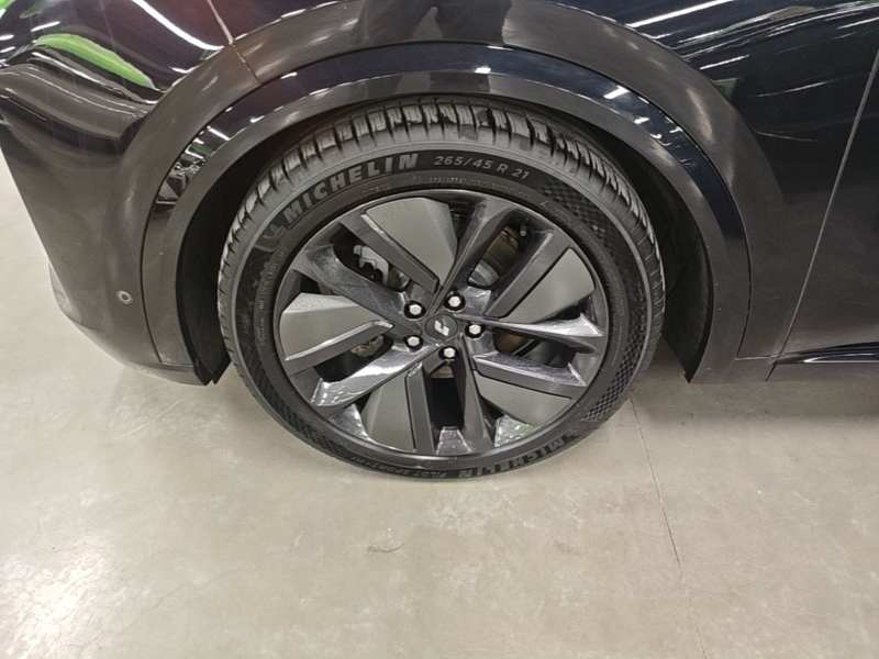 Used Li Auto L8 2024 Pro Model — 22