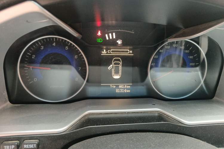 Used Geely Auto Emgrand 2014 Sedan 1.5L Manual Elite Model