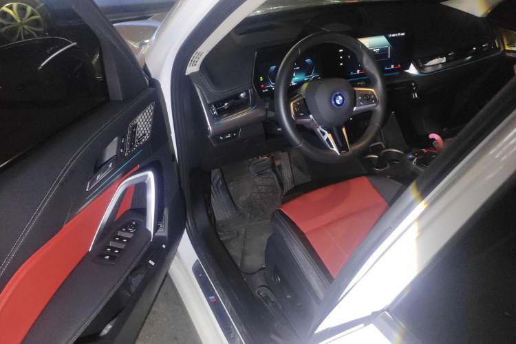 Used BMW iX1 2023 xDrive30L M Sport Package
