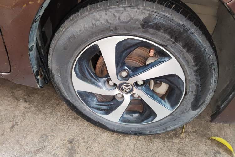 Used Toyota Levin 2017 Revised 185T CVT Elite Edition China V Standard Right Front Wheel Hub