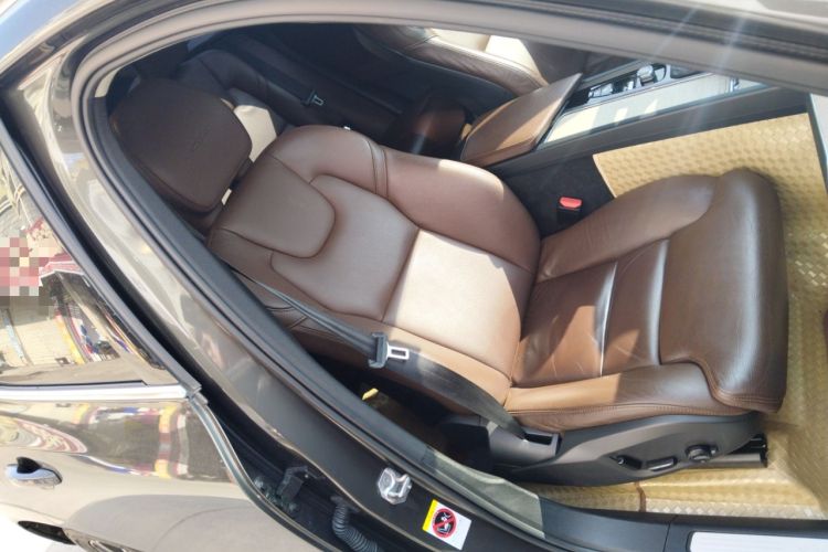 Used Volvo XC60 2020 T5 4x4 Smart Luxury Edition