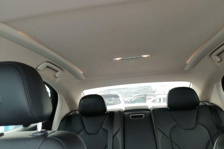 Used Hongqi E-QM5 2022 431 km Charge & Enjoy Edition Headliner