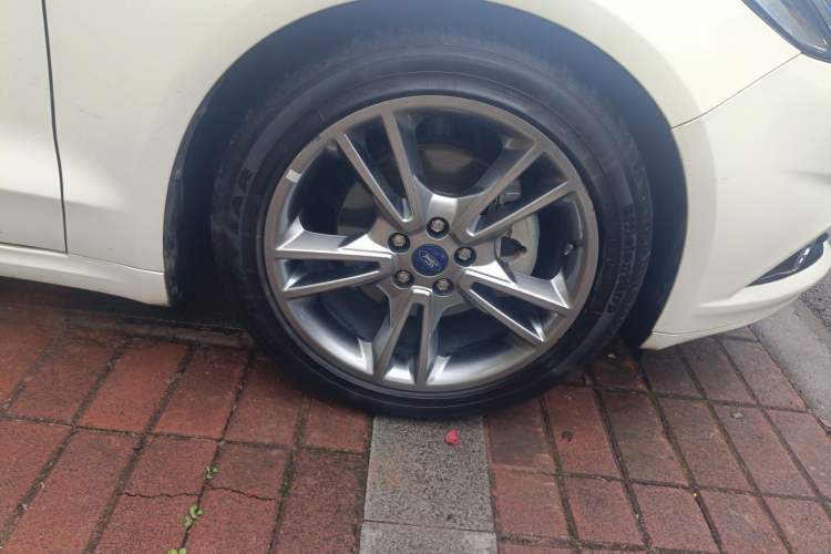 Used Ford Mondeo 2013 2.0L GTDi240 Luxury Sport Model
