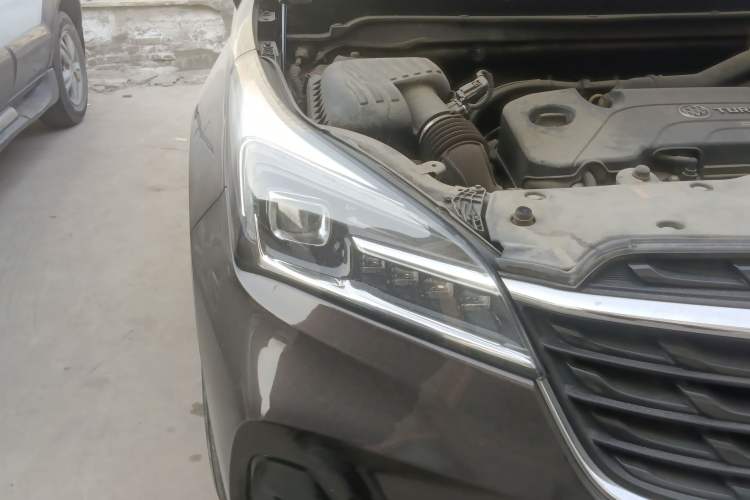 Used Buick Envision 2021 532T Two-Wheel-Drive Elite Version
