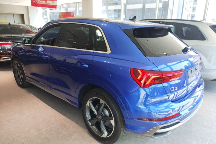 Used Audi Q3 2021 35 TFSI Fashion Dynamic Model