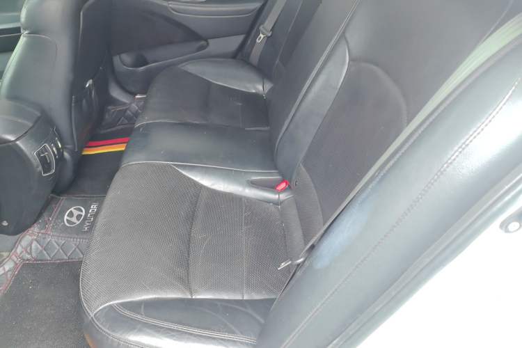 Used Hyundai Sonata 2013 2.0L Automatic Luxury Edition Left Rear Seat