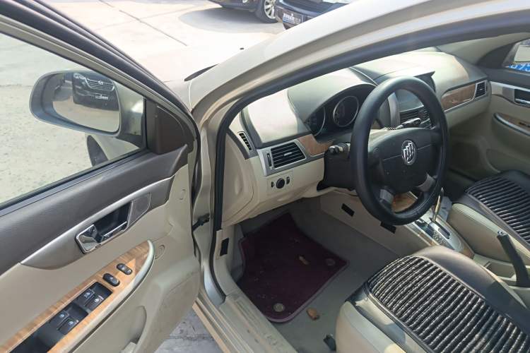 Used Buick Excelle 2015 1.5L Automatic Classic Model